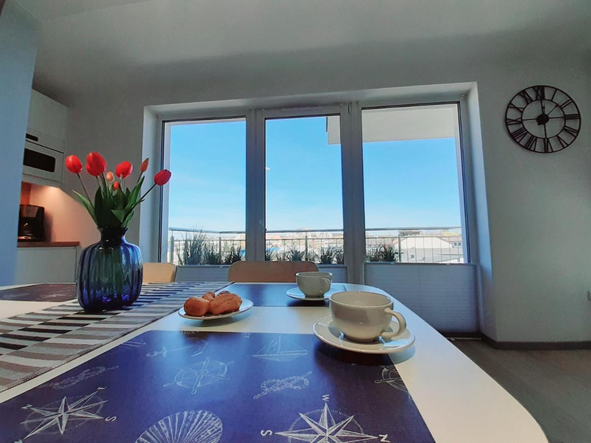 Apartamento Apartament Kapitanski Mostek 17A Z Widokiem Na Port I Latarnie Morska Oraz Garazem Kołobrzeg Exterior foto