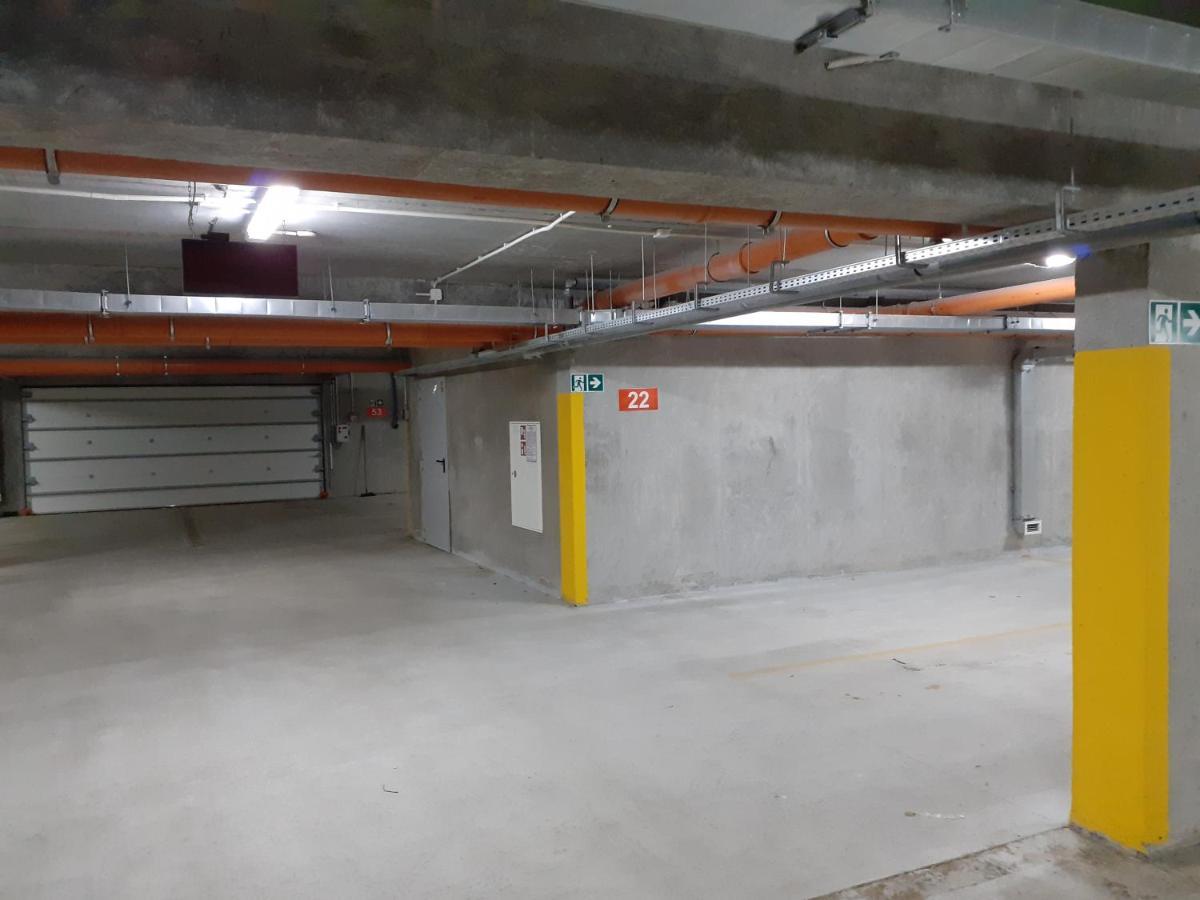 Apartamento Apartament Kapitanski Mostek 17A Z Widokiem Na Port I Latarnie Morska Oraz Garazem Kołobrzeg Exterior foto