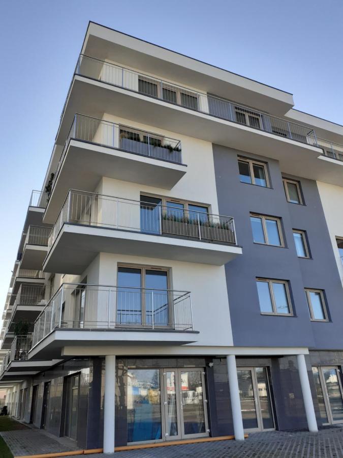 Apartamento Apartament Kapitanski Mostek 17A Z Widokiem Na Port I Latarnie Morska Oraz Garazem Kołobrzeg Exterior foto
