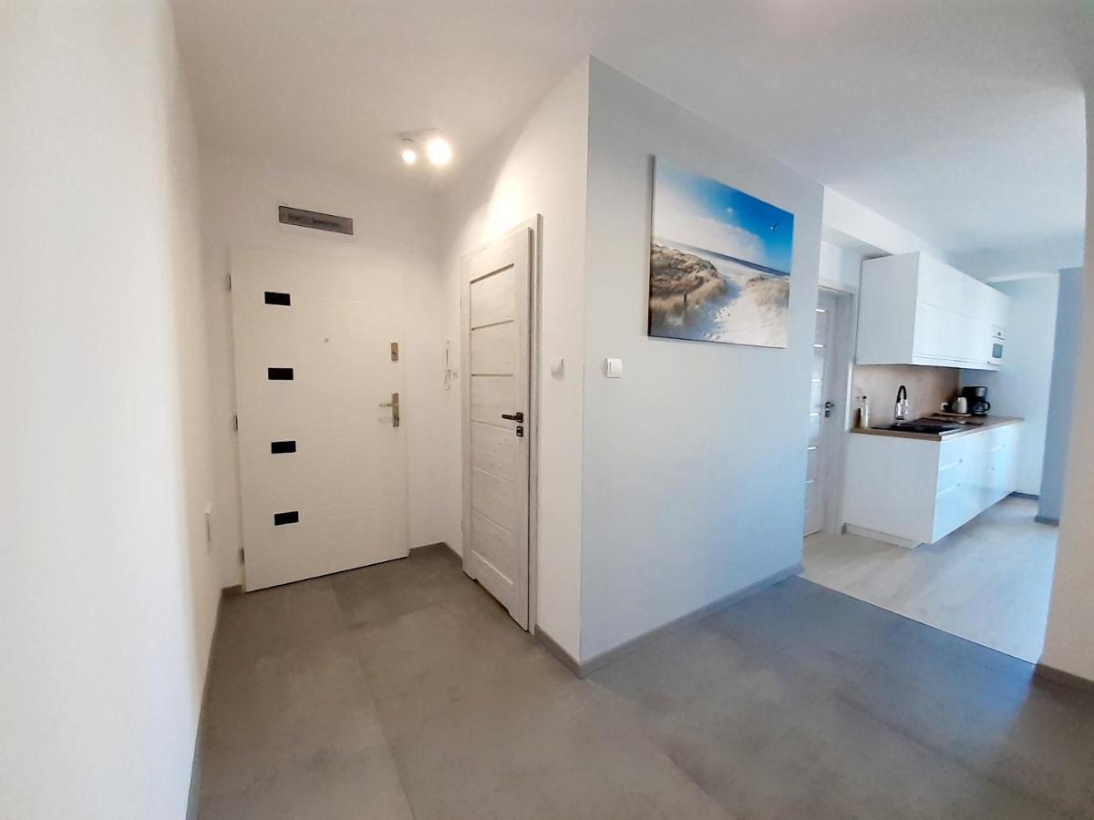 Apartamento Apartament Kapitanski Mostek 17A Z Widokiem Na Port I Latarnie Morska Oraz Garazem Kołobrzeg Exterior foto
